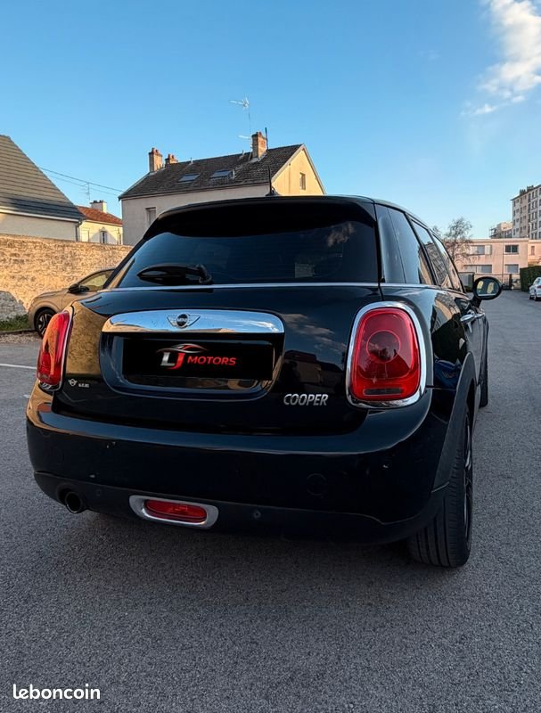 Mini Cooper 2015 — Photo 3